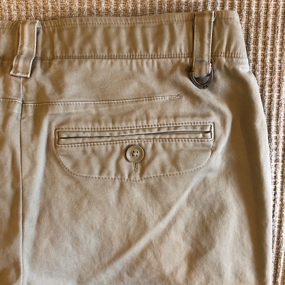 Under Armour Khaki Pants (Classic Fit) - Picture 5 of 5